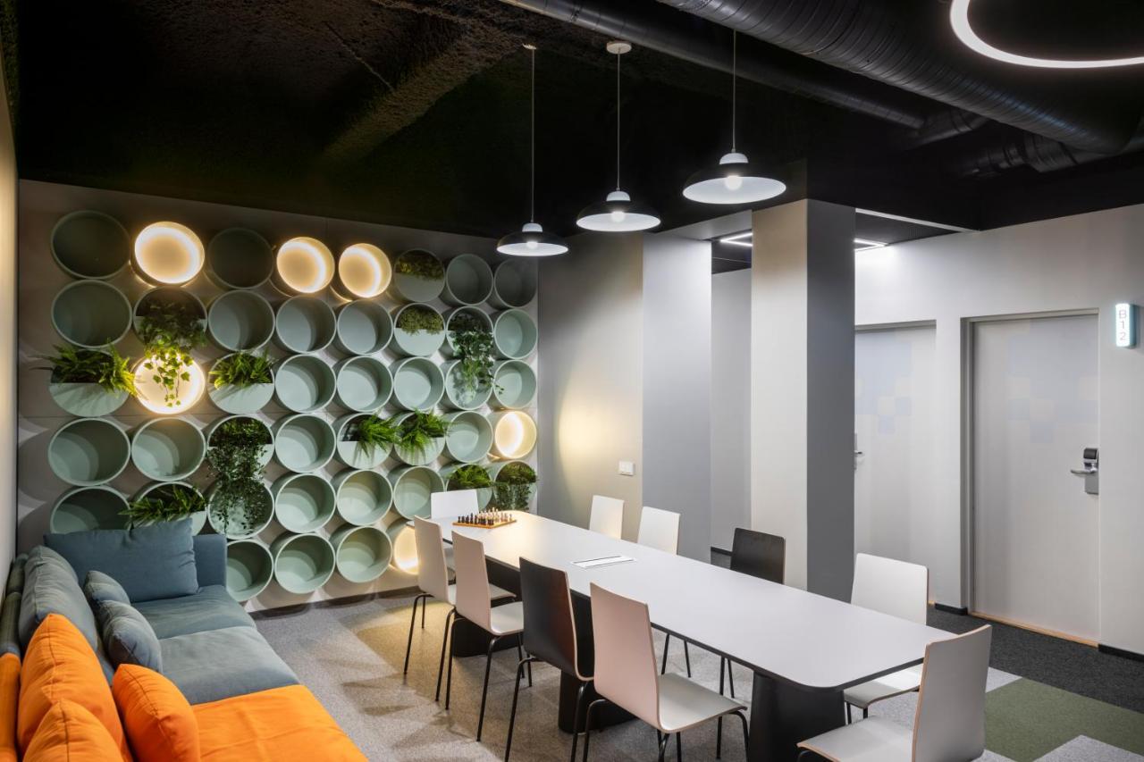 Youston Self Check-In Coliving VNO Exteriör bild